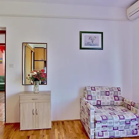 Apartment Ana - 50m From Sea Supetarska Draga
